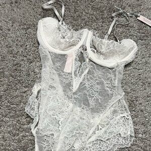 VICTORIA’s SECRET BRIDAL LINGERIE BODYSUIT IN WHITE - new with tags
